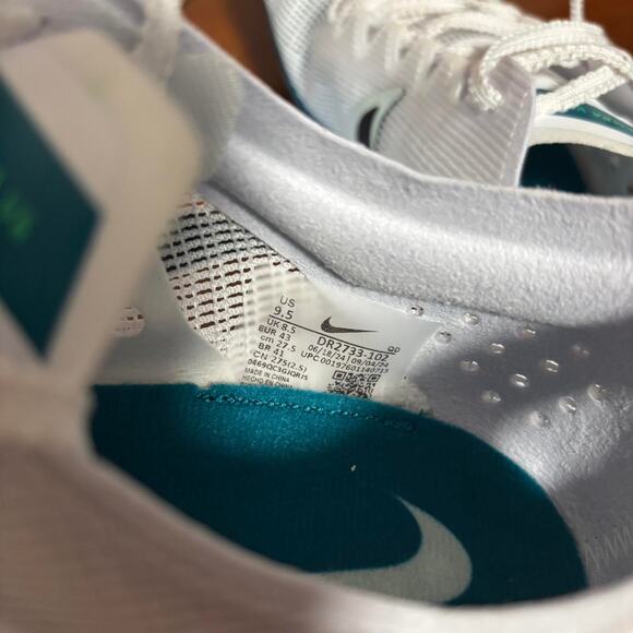 Nike mamba v6 spike shoes